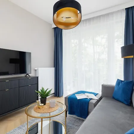 Klimatyzowany W Centrum Krakowa Z Parkingiem I Biurkiem By Renters Prestige Krakau