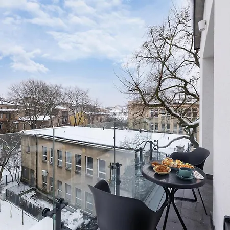 Apartamento Klimatyzowany W Centrum Krakowa Z Parkingiem I Biurkiem By Renters Prestige