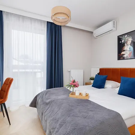 Klimatyzowany W Centrum Krakowa Z Parkingiem I Biurkiem By Renters Prestige Apartamento *