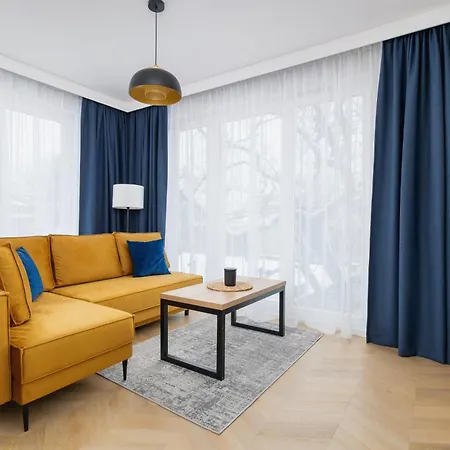 Klimatyzowany W Centrum Krakowa Z Parkingiem I Biurkiem By Renters Prestige Apartamento *