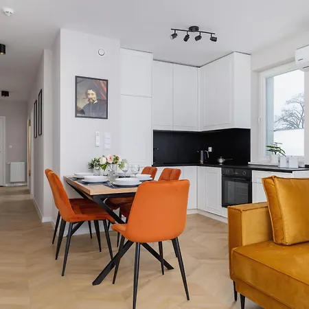 Klimatyzowany W Centrum Krakowa Z Parkingiem I Biurkiem By Renters Prestige Cracóvia