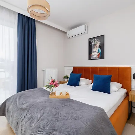 Apartamento Klimatyzowany W Centrum Krakowa Z Parkingiem I Biurkiem By Renters Prestige